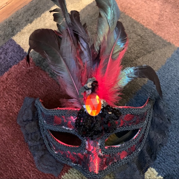 Mardi Gras - Picture 1 of 1